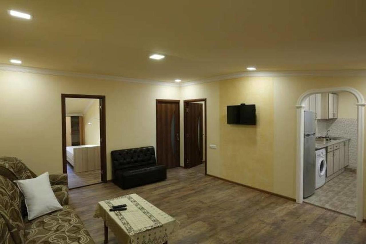 Your Hostel Yerevan Luaran gambar