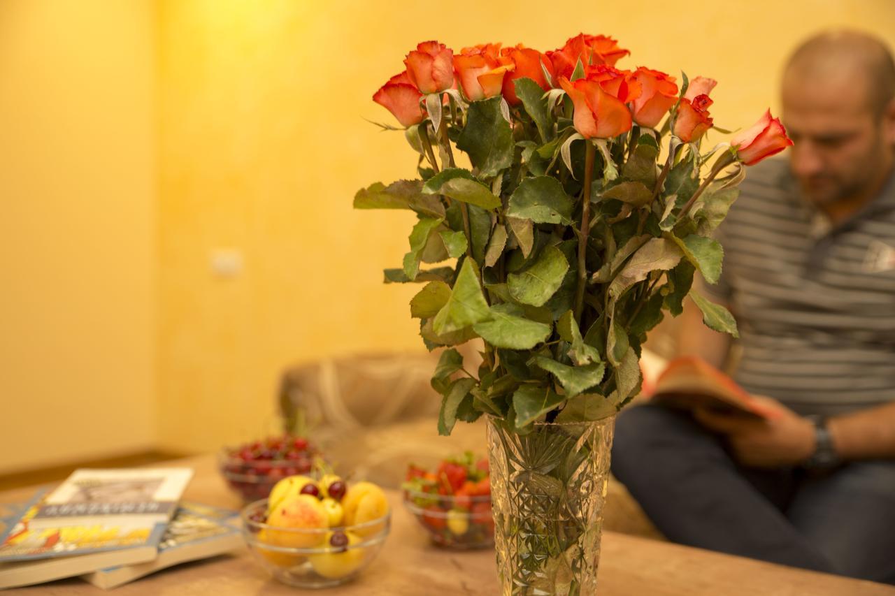 Your Hostel Yerevan Luaran gambar