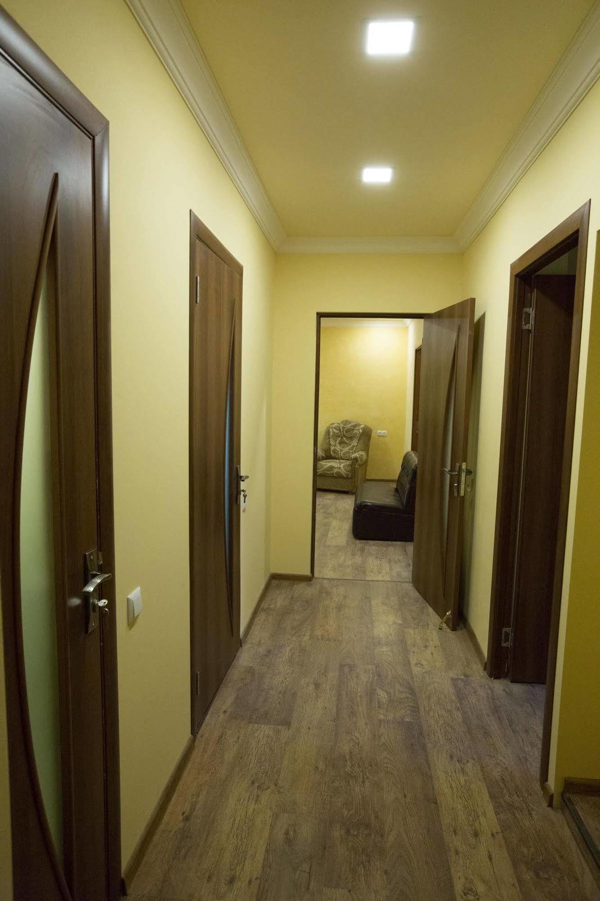 Your Hostel Yerevan Luaran gambar