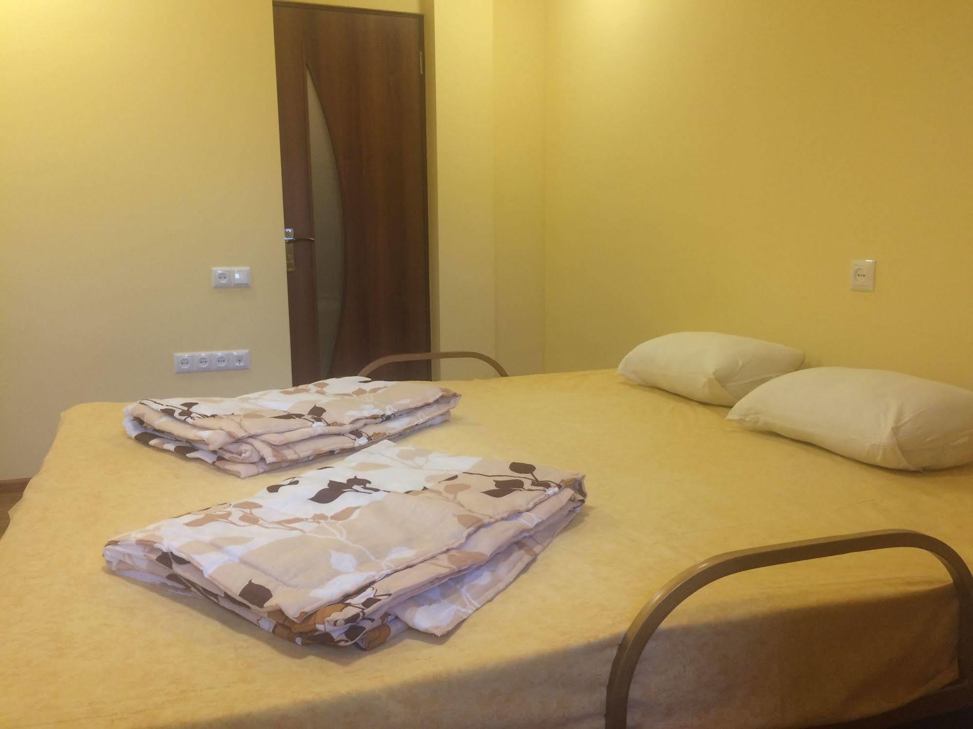 Your Hostel Yerevan Luaran gambar