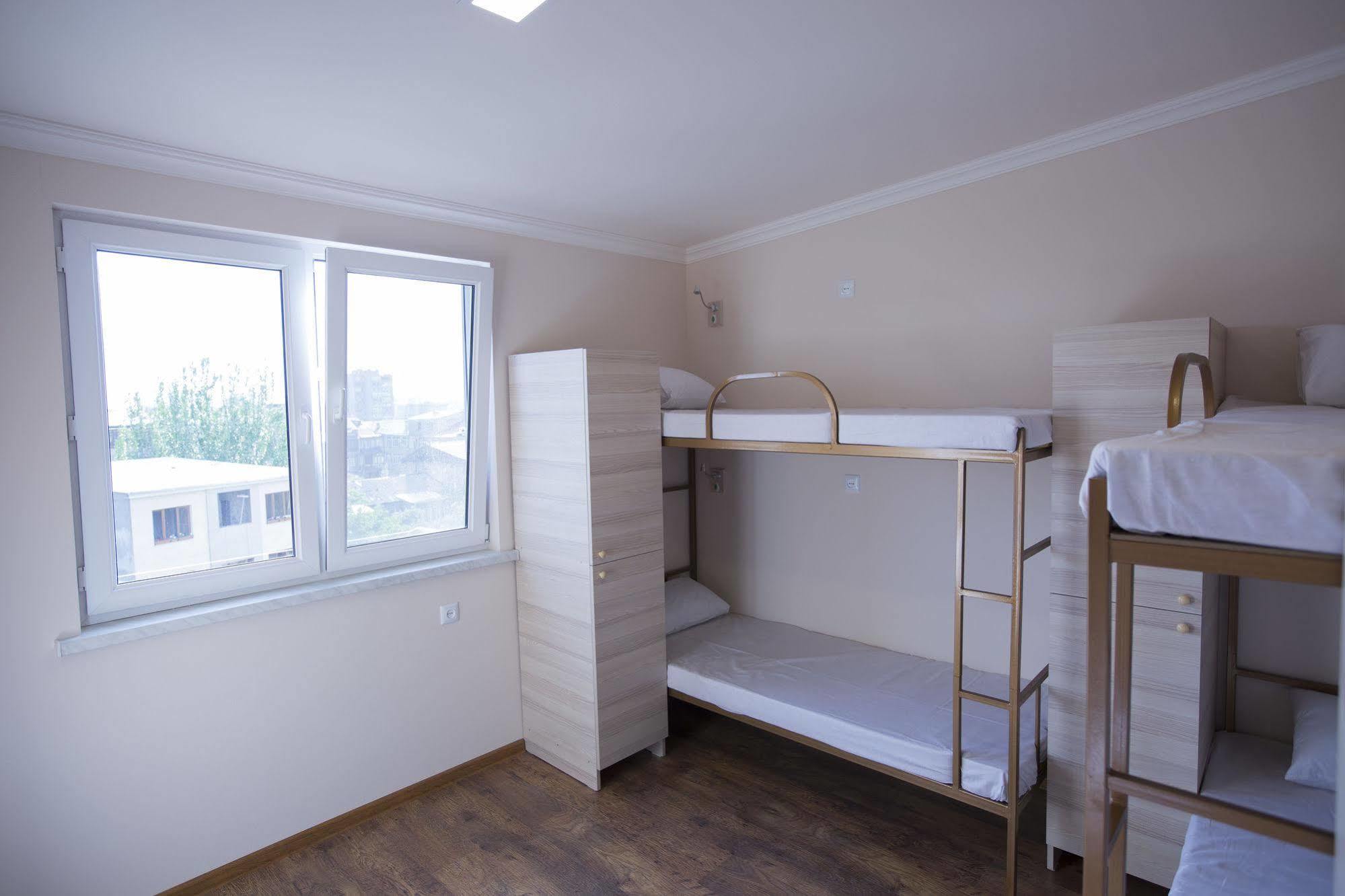 Your Hostel Yerevan Luaran gambar
