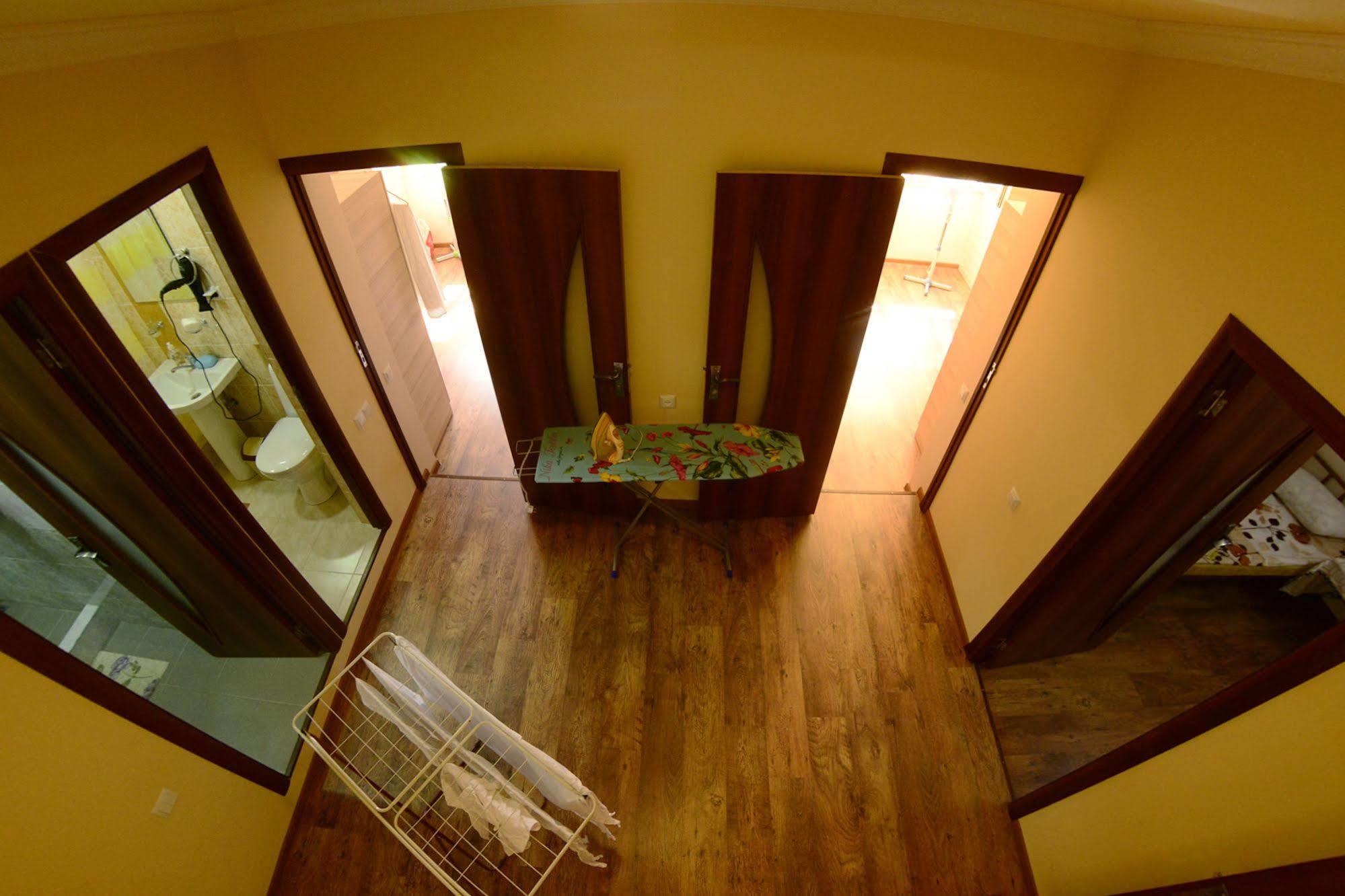 Your Hostel Yerevan Luaran gambar