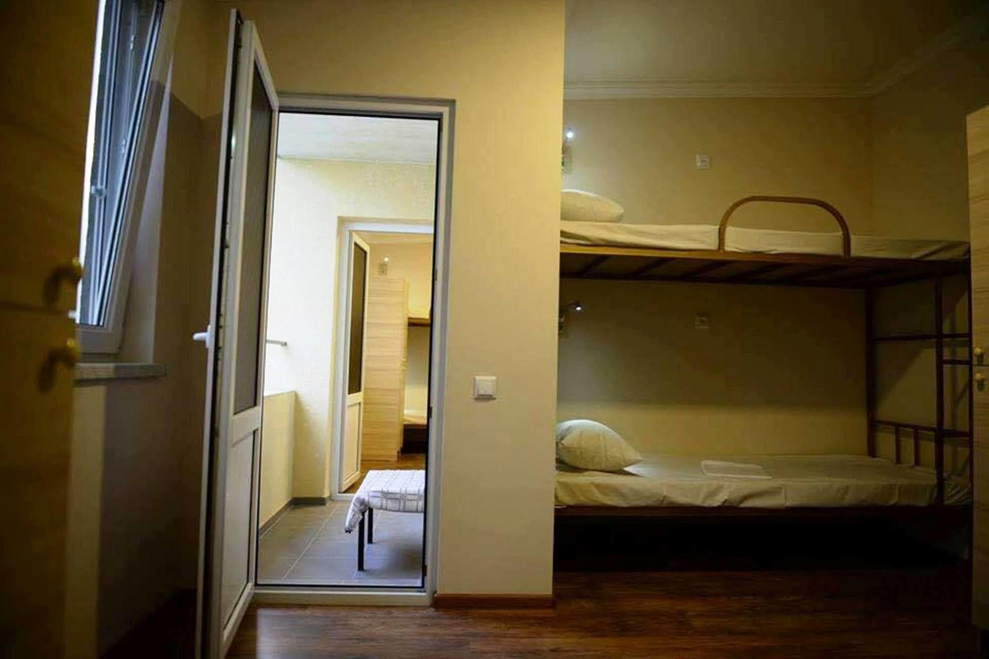 Your Hostel Yerevan Luaran gambar