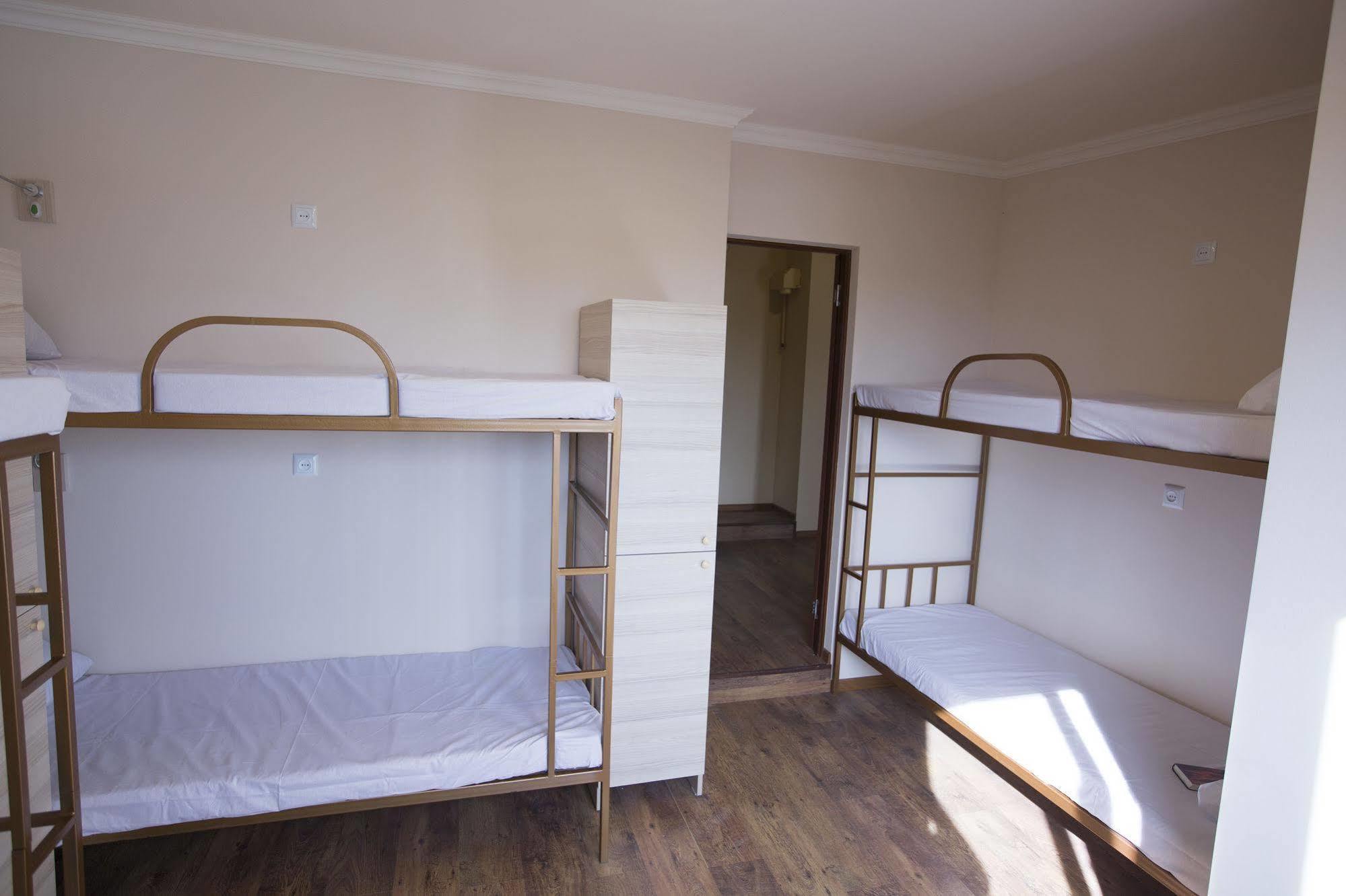 Your Hostel Yerevan Luaran gambar
